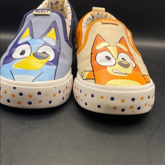 Bluey and Bingo Size 10 girls Slip-On Shoes - Orange and Blue - Picture 9 of 9